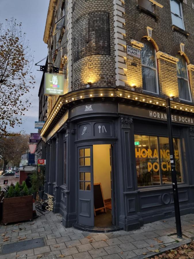 Hotel Horangee Pocha Londra Esterno foto